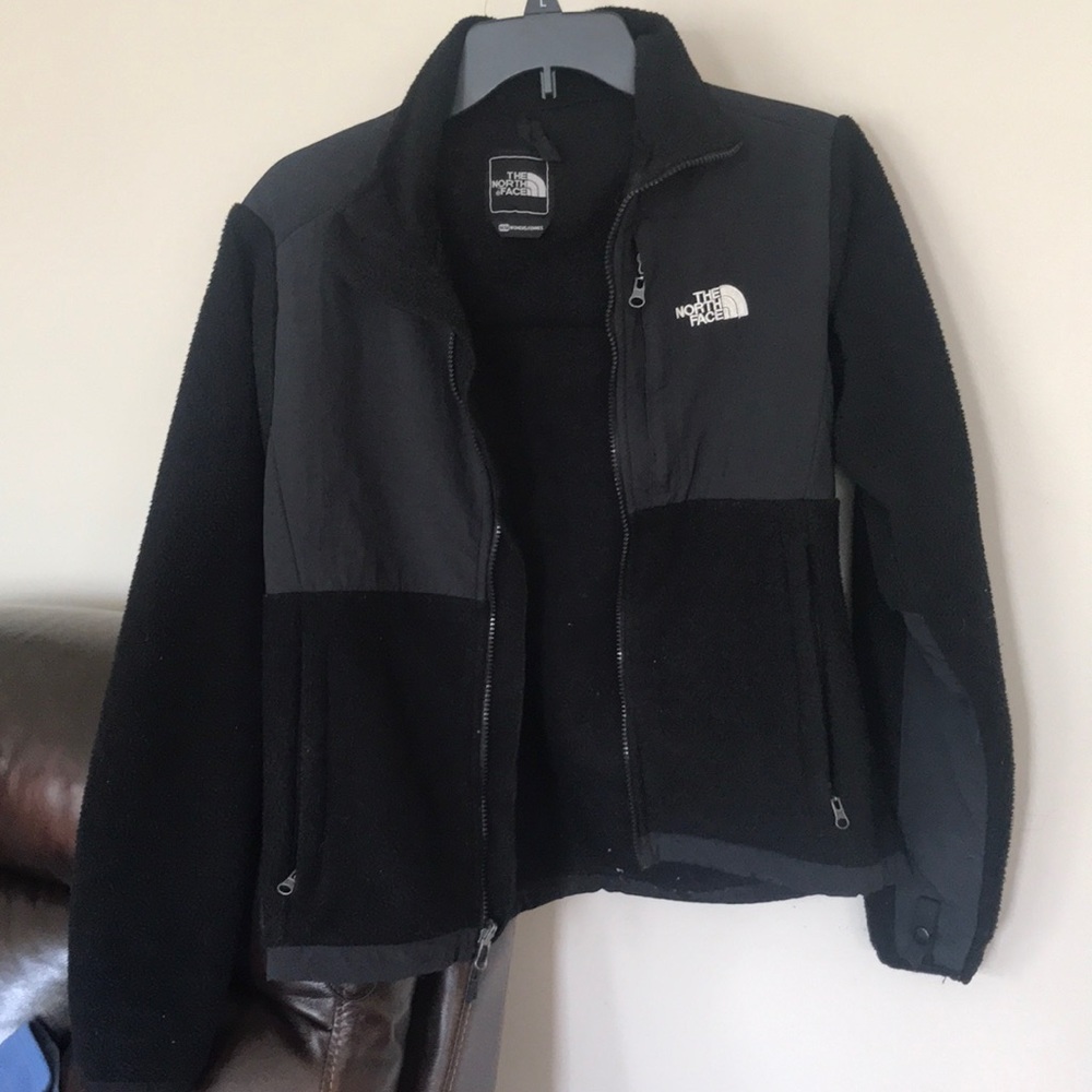 Black north face fleece zip up
